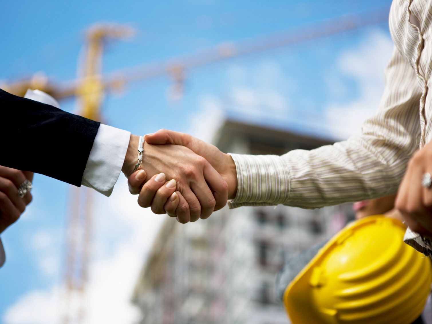 Alumnos en un curso de albañilería para la Tarjeta Profesional de la Construcción en Madrid